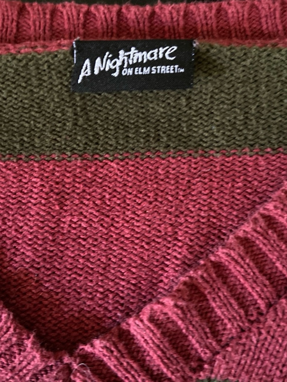 Striped V-Neck Sweater in Burgundy and Olive Green by Ambiance - Picture 4 of 5
